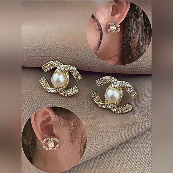 Chanel Style Earrings - Picture 3 of 5